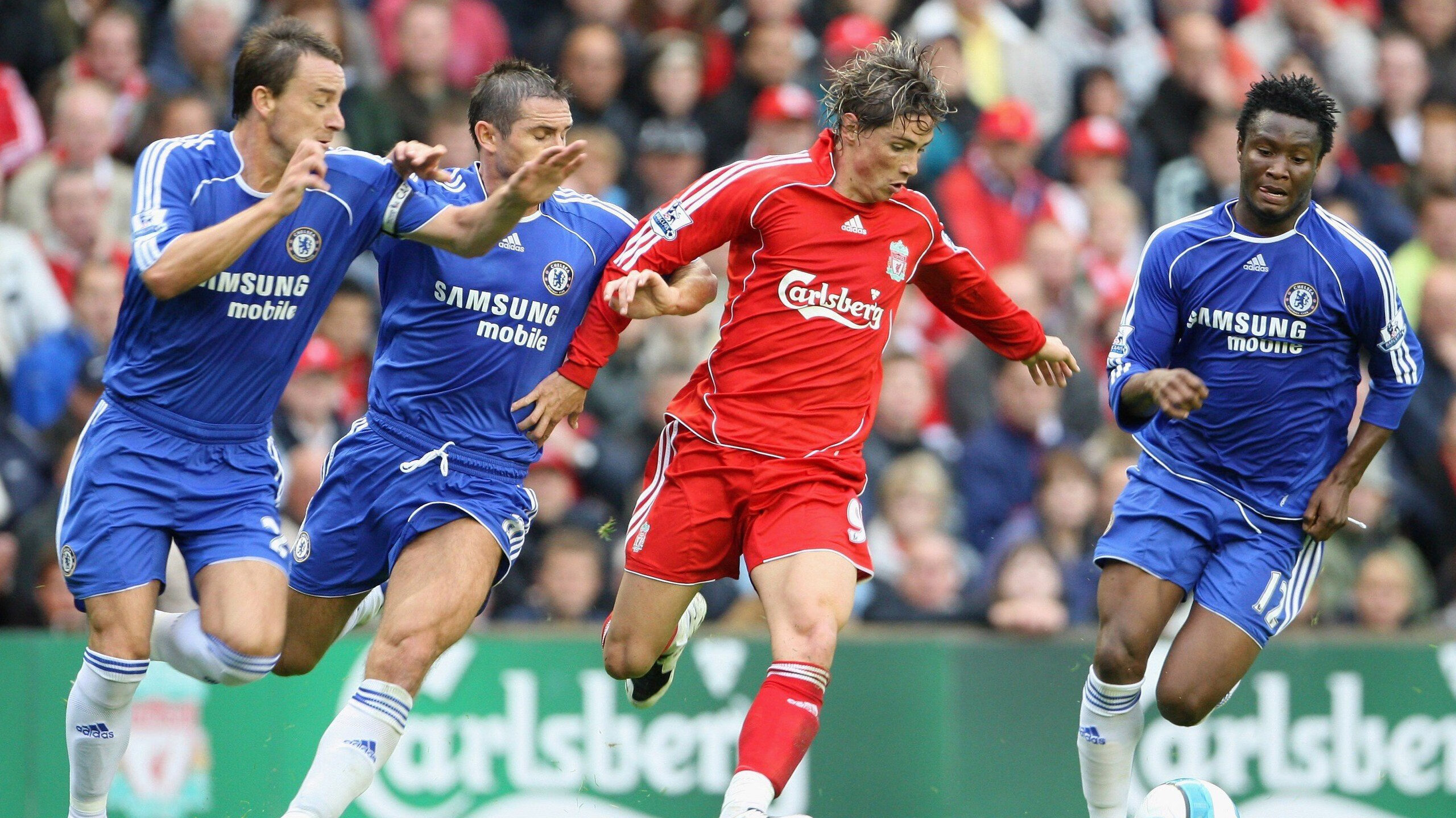 “马丁·高尔西的领袖气质与防守技巧，成就美洲狮队未来”